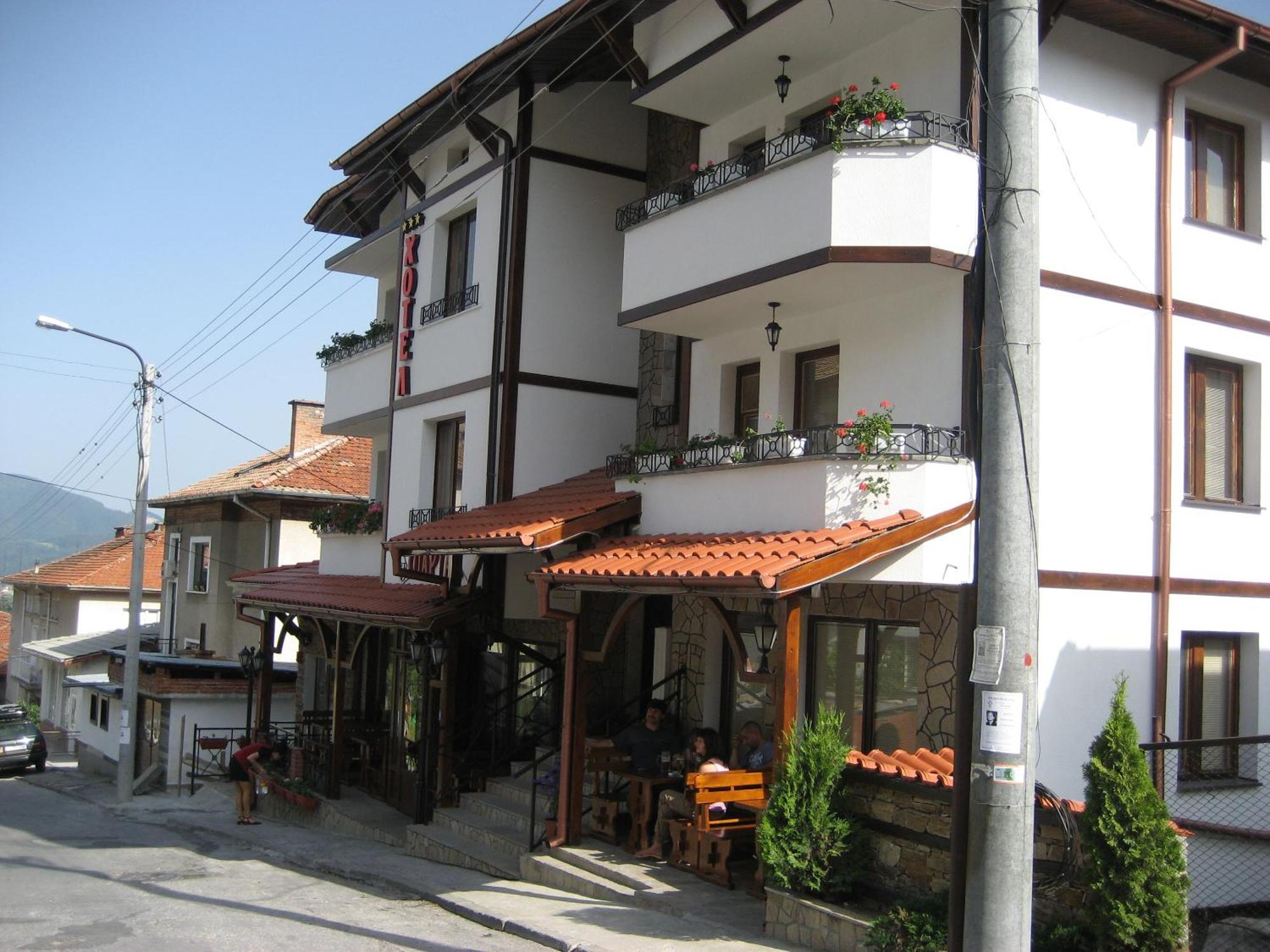 Spartak Family Hotel Smolyan Extérieur photo